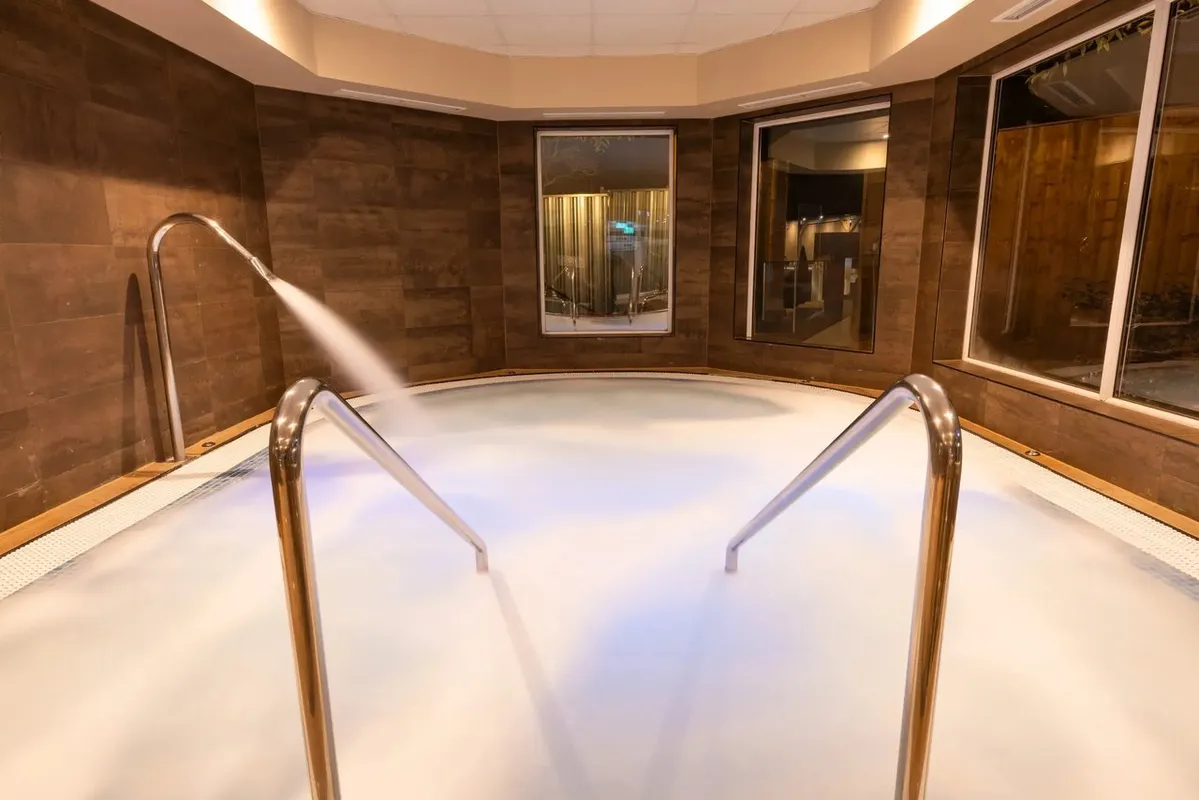 David Lloyd Swansea squash venue photo 5 of 7