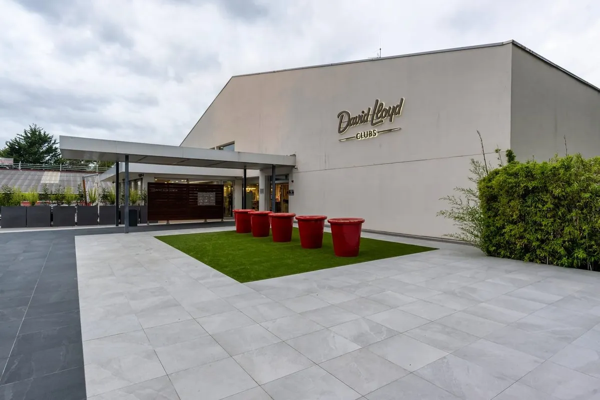 David Lloyd Country Club Geneva squash venue photo 8 of 10