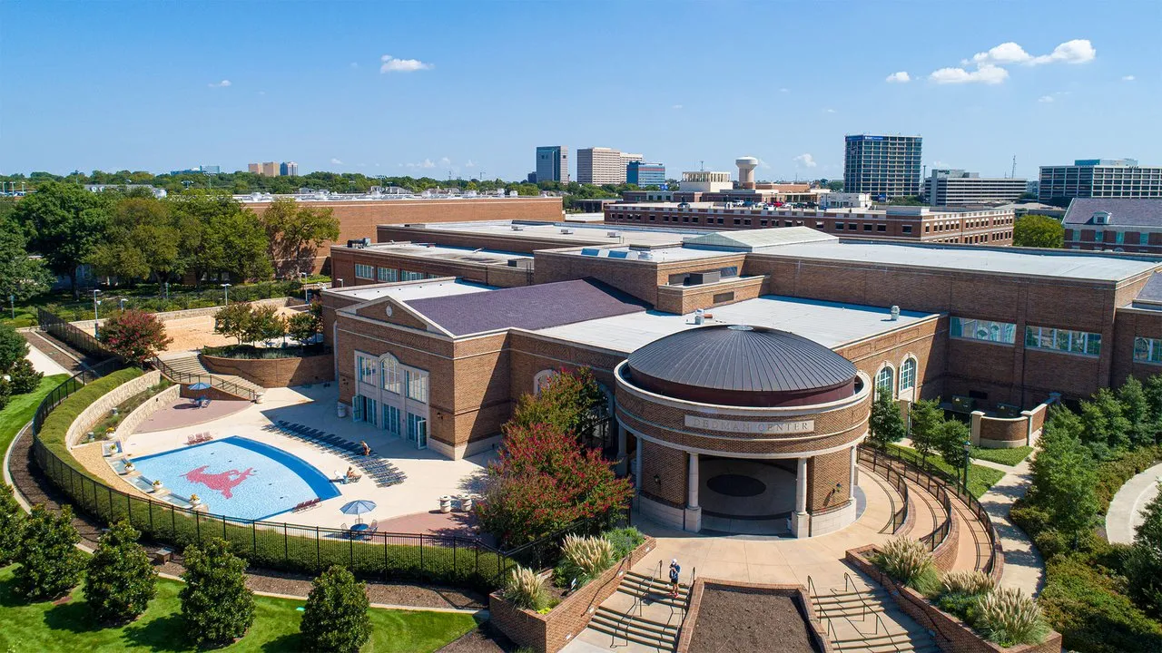 Dedman Center for Lifetime Sports squash venue photo 6 of 10