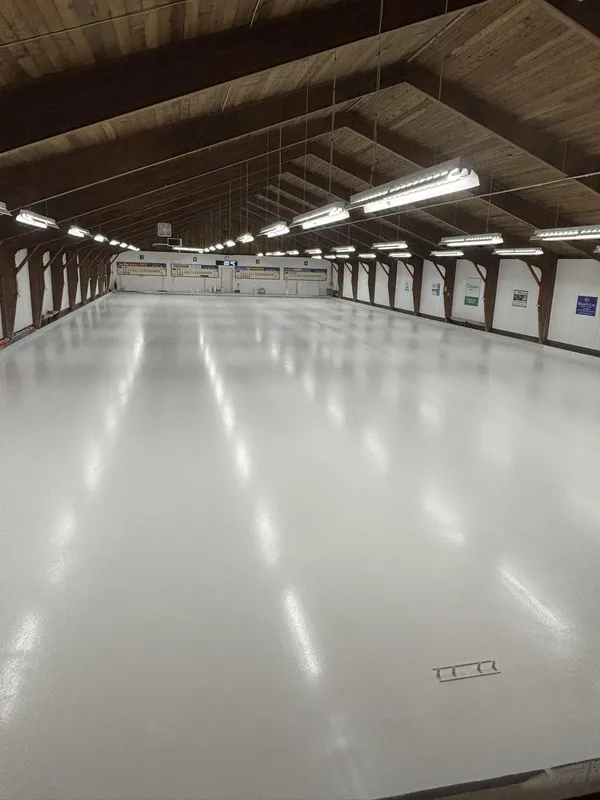 Deep River Curling & Squash Club squash venue photo 3 of 5