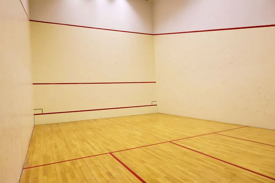 Deir Al Kalaa Country Club (DAKCC) squash venue photo 5 of 6