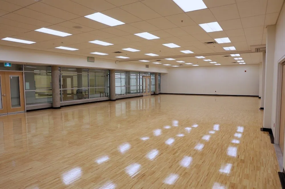 Delbrook Community Recreation Centre squash venue photo 4 of 10