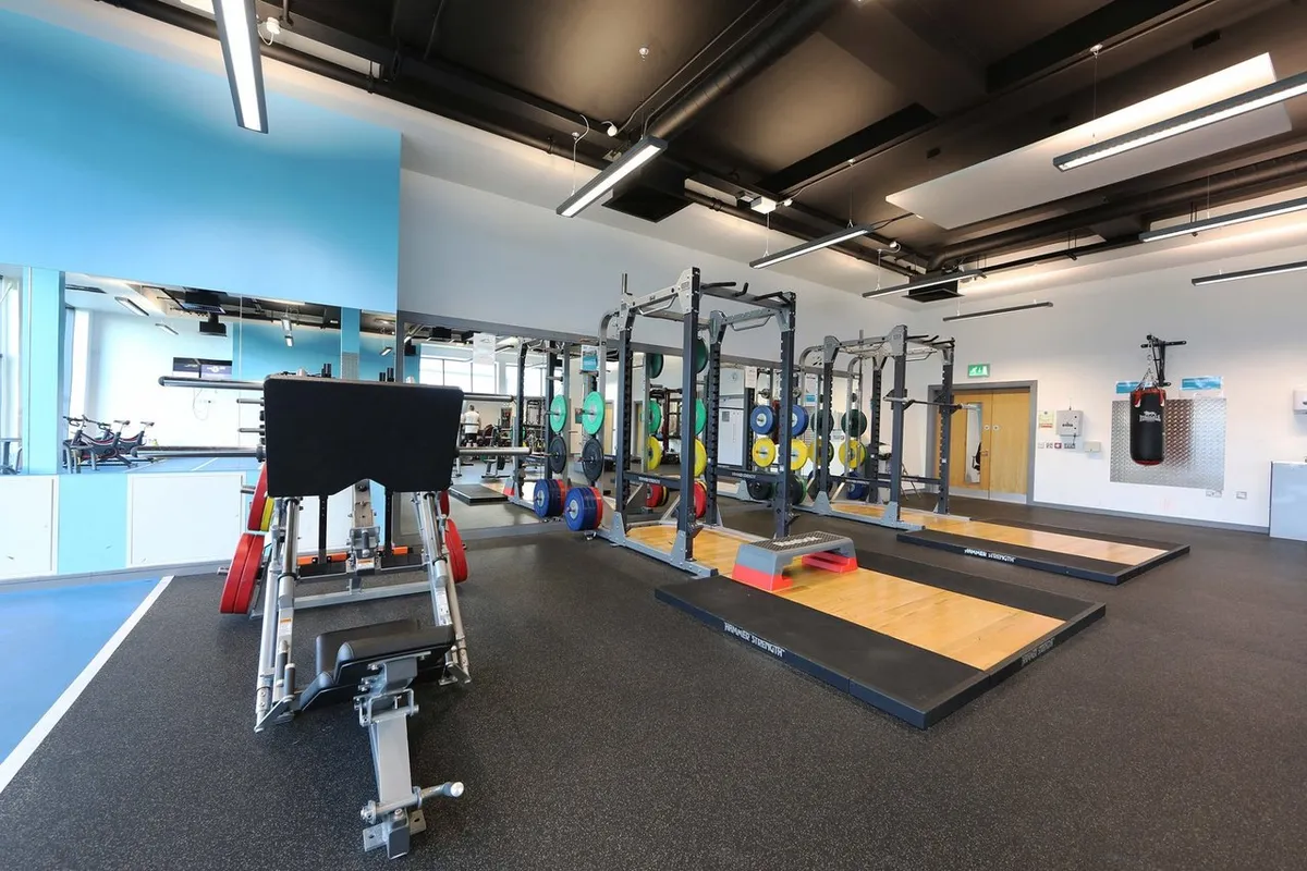 Dergvalley Leisure Centre squash venue photo 8 of 8