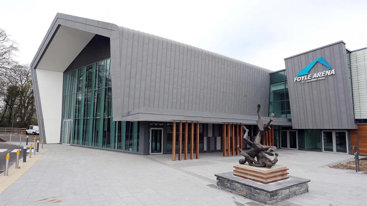 Dergvalley Leisure Centre squash venue photo 6 of 8