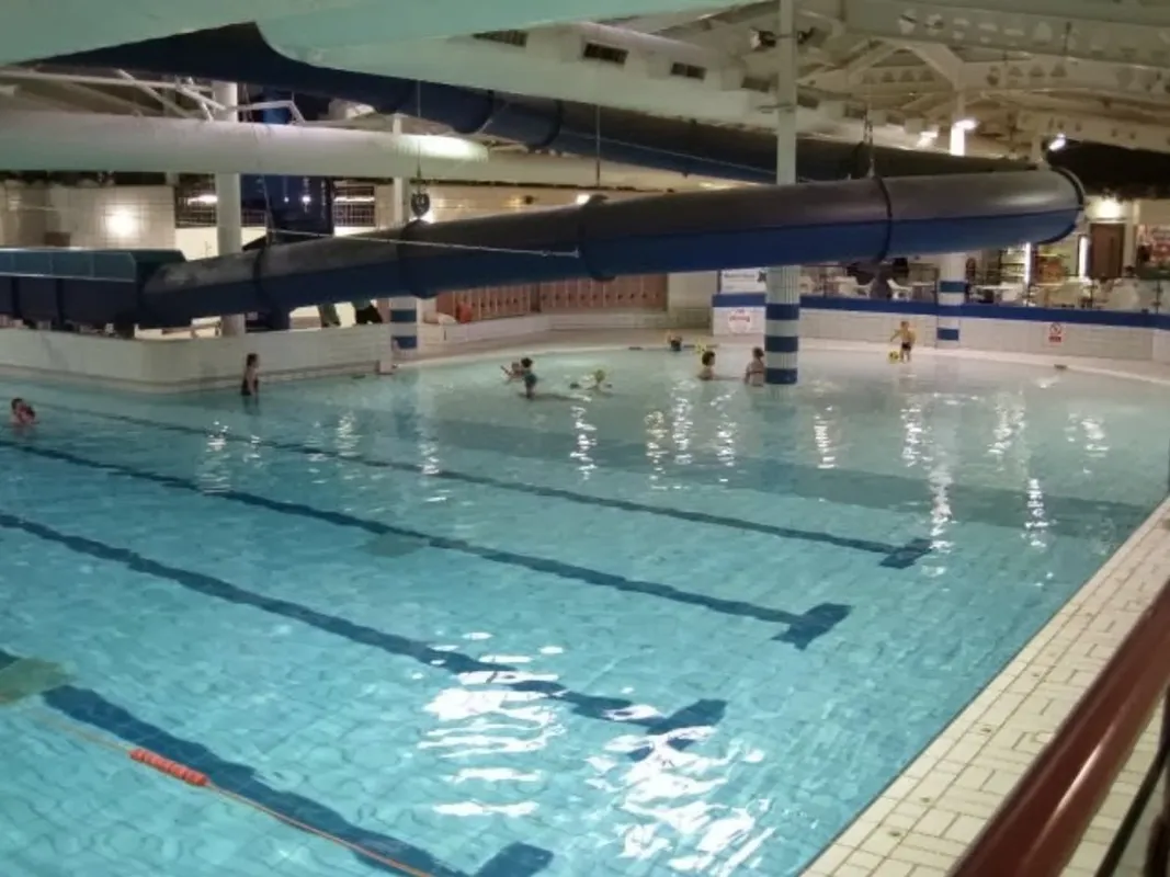 Didcot Leisure Centre squash venue photo 8 of 8