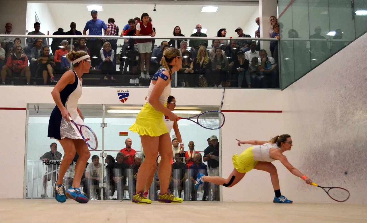 Double Game Tennis e Fitness squash venue photo 1 of 3