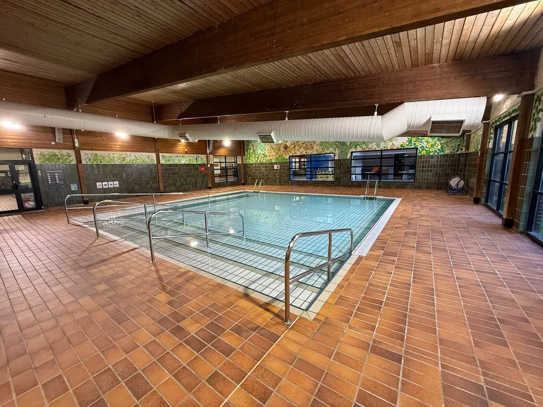 Edenbridge Leisure Centre squash venue photo 9 of 10
