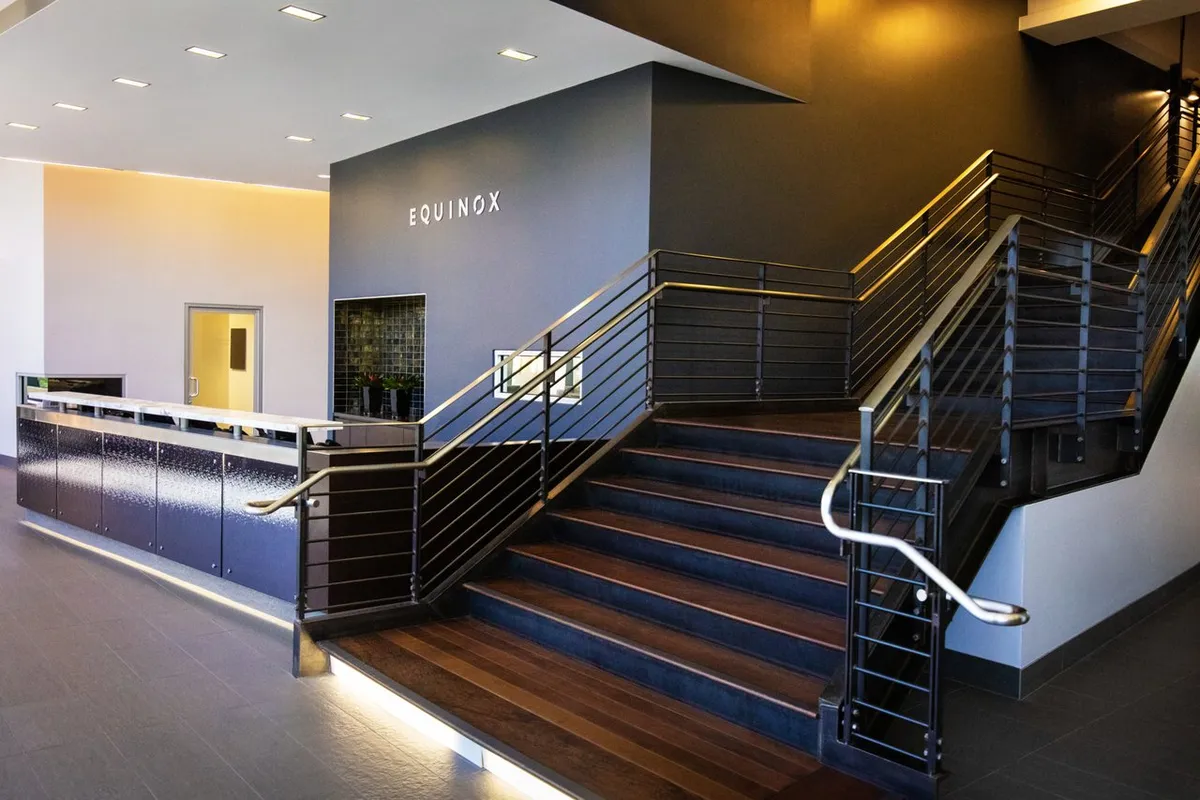 Equinox Sports Club Washington, D.C. squash venue photo 7 of 9