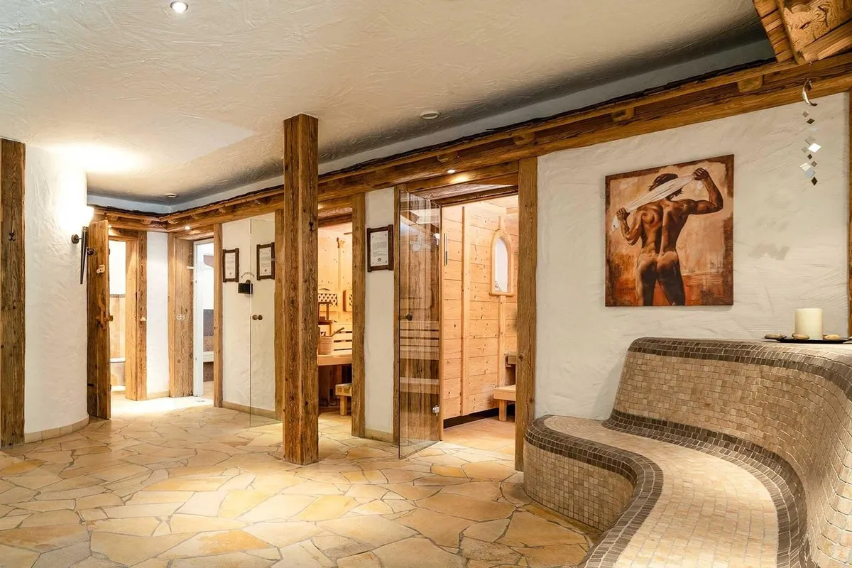 Ferienhotel Pass Thurn squash venue photo 6 of 6