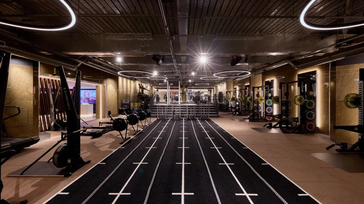 Fitness First London Bridge Cottons squash venue photo 5 of 10