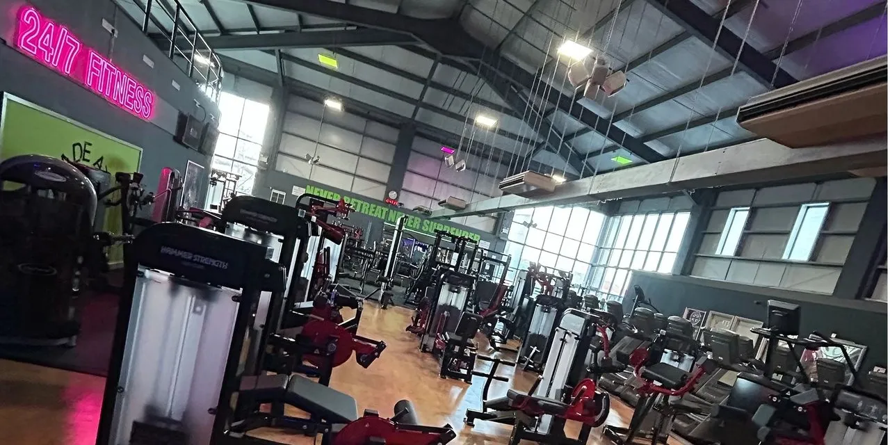 24/7 Fitness (Fareham) squash venue photo 7 of 10