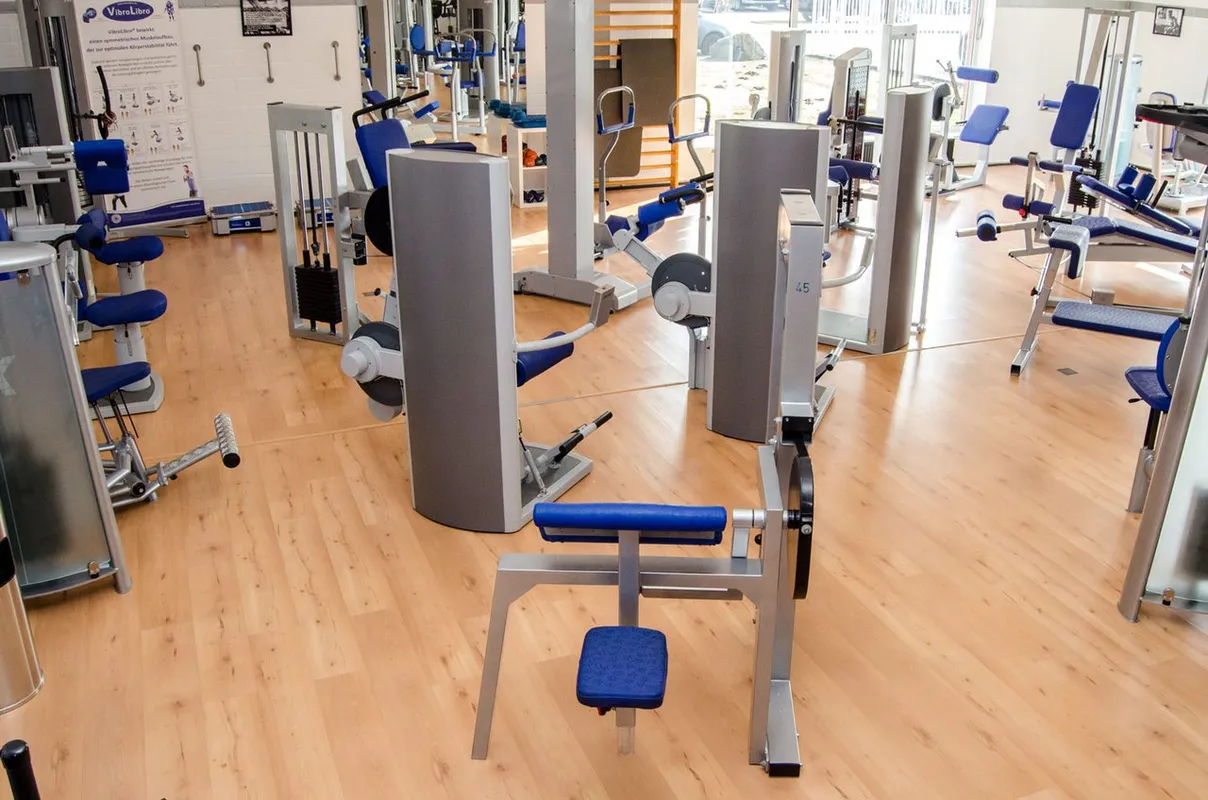 FitnessWORLD Walsrode squash venue photo 6 of 8