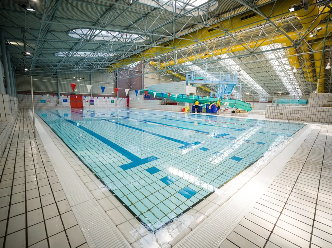 Frogmore Leisure Centre squash venue photo 5 of 6