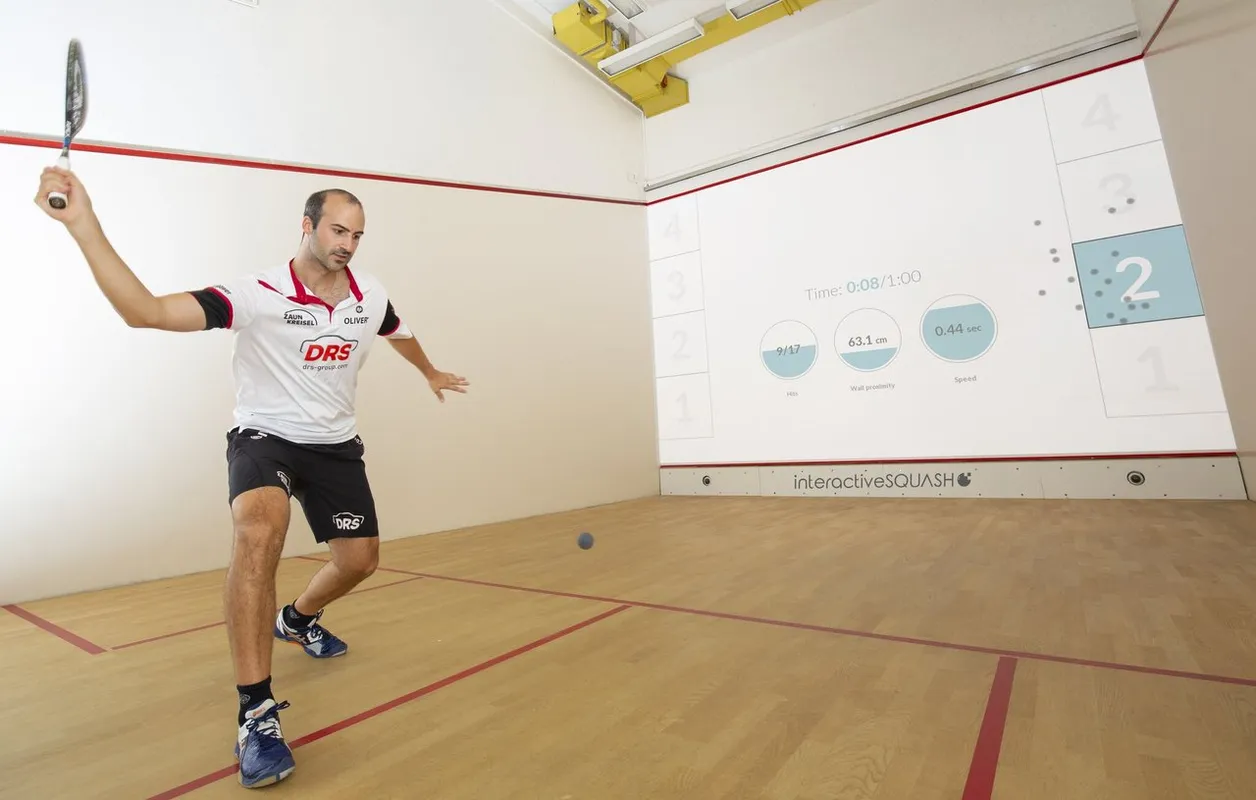 F10 Sports- & Fitnessclub squash venue photo 8 of 8