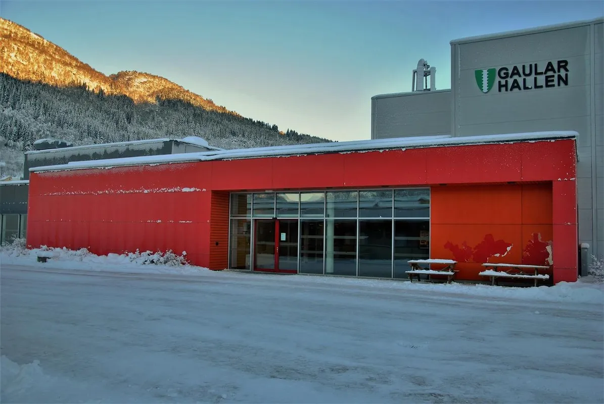 Gaularhallen squash venue photo 7 of 8