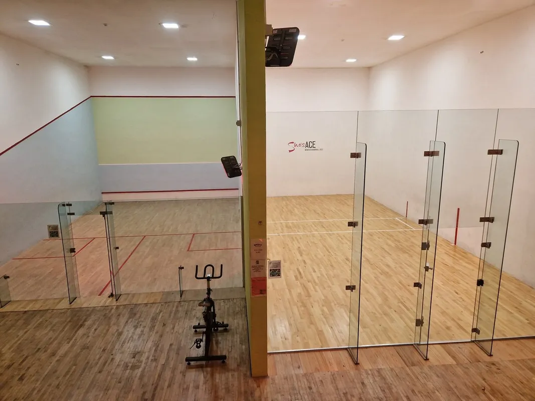 Glenville Squash and Fitness Club squash venue photo 6 of 6