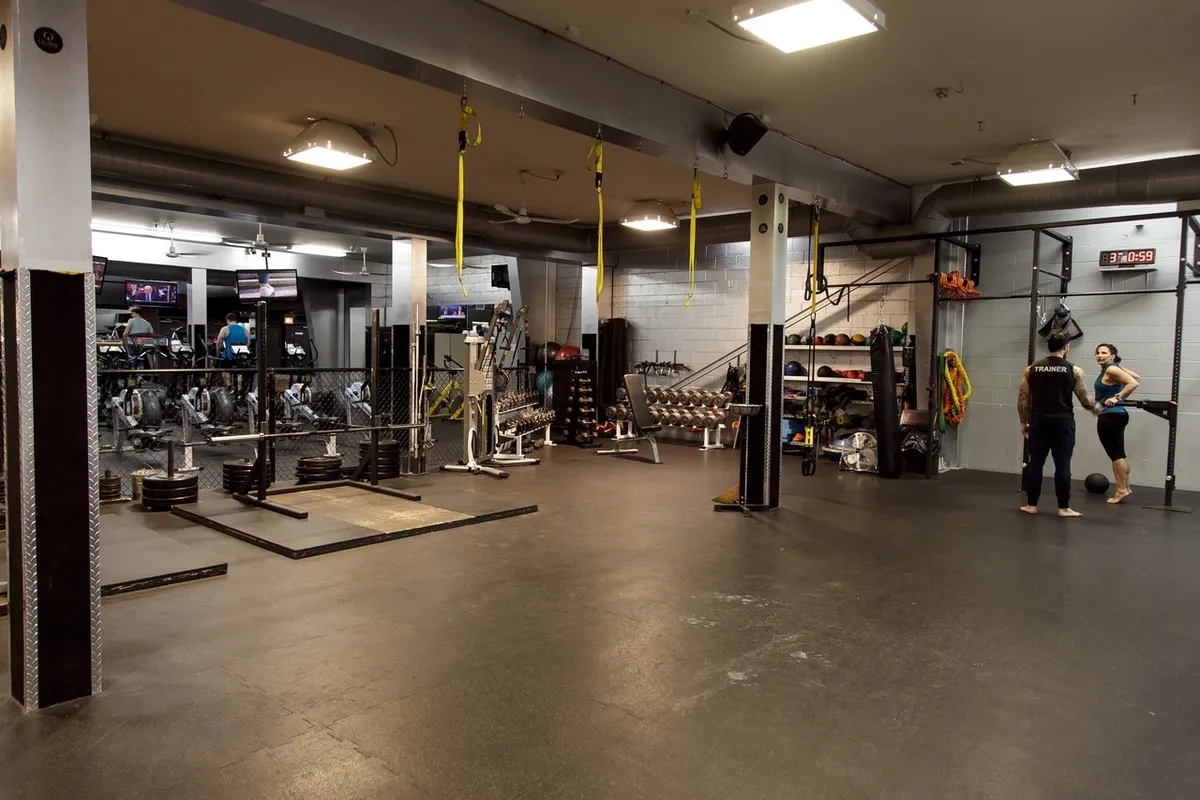 Global Fitness & Racquet Centre squash venue photo 6 of 8