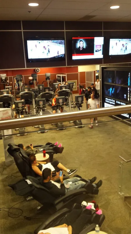 GoodLife Fitness North York Ferrand and Rochefort squash venue photo 5 of 8