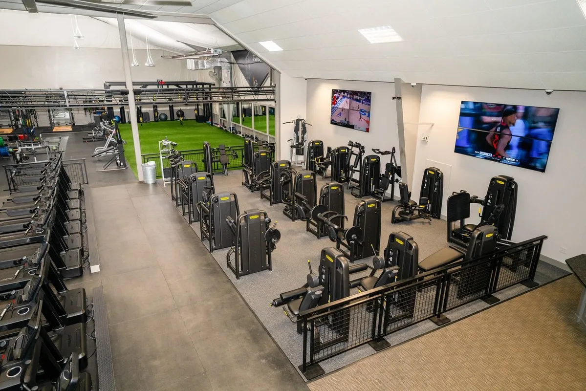 Greate Bay Racquet & Fitness squash venue photo 4 of 6