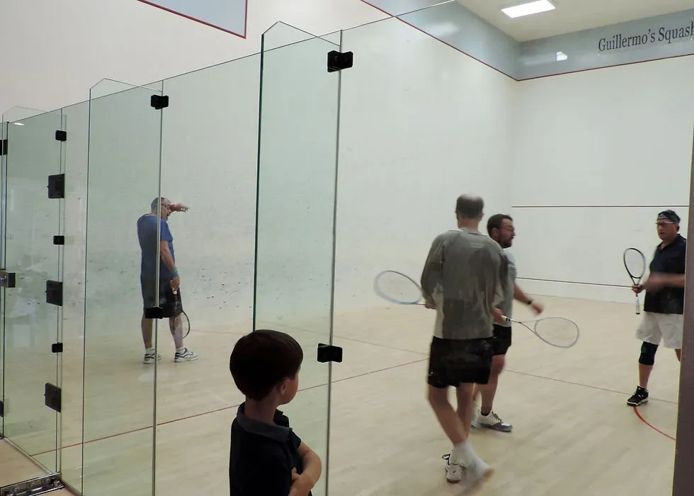 Guillermo's Squash Club squash venue photo 3 of 4