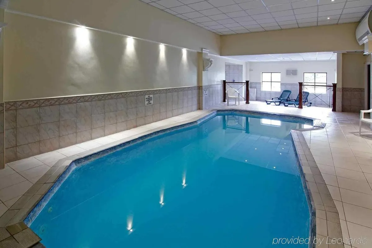 Hatherton Hotel Stafford South squash venue photo 7 of 9