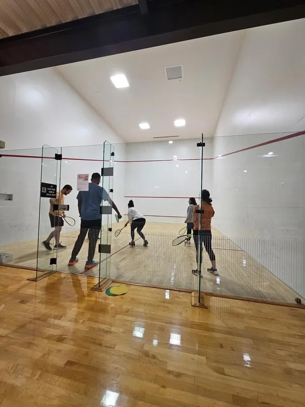 Hawthorn Farm Athletic Club squash venue photo 4 of 4