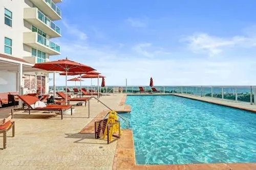 Hotel Arya Coconut Grove squash venue photo 1 of 5