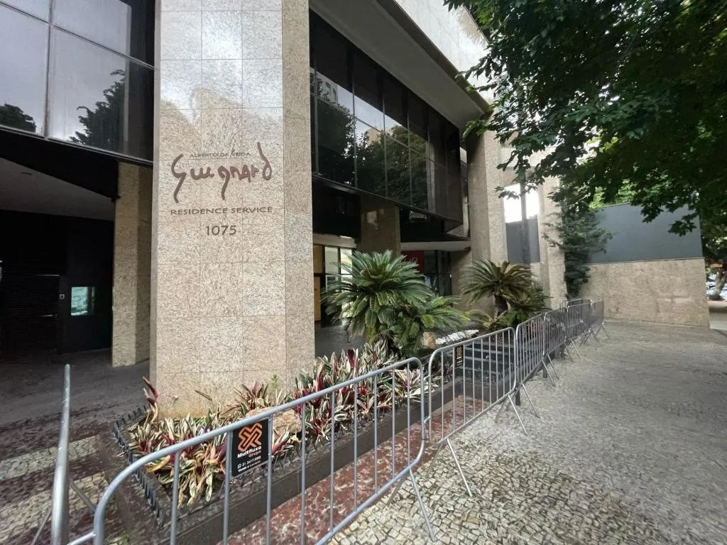 Hotel Guignard squash venue photo 1 of 10
