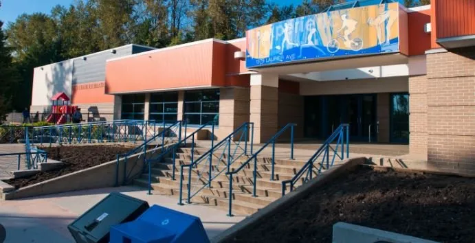 Hyde Creek Recreation Centre squash venue photo 1 of 7