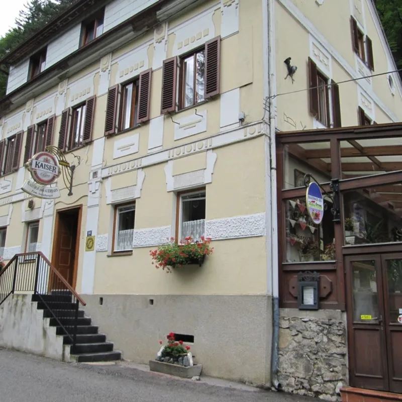 Infangstrasse 2 squash venue photo 4 of 7