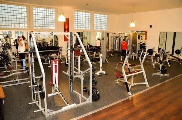 INJOY Fitnessstudio Hagen Hohenlimburg squash venue photo 4 of 7