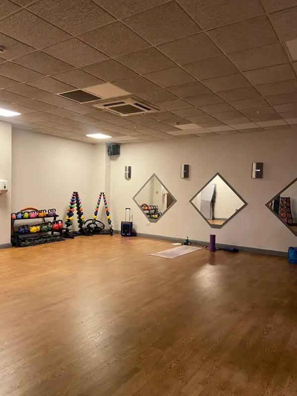 Jaguar Cars Sports & Social Club squash venue photo 7 of 10