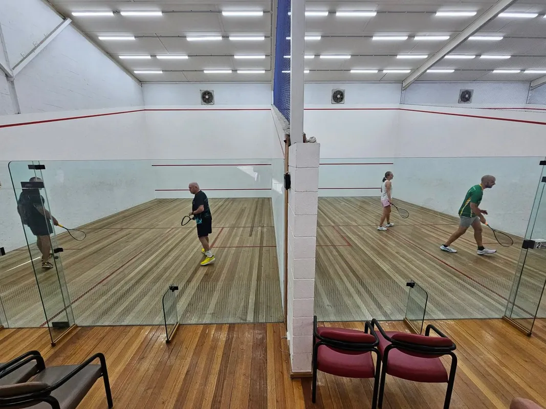 Jindabyne Bowling & Sports Club squash venue photo 5 of 6