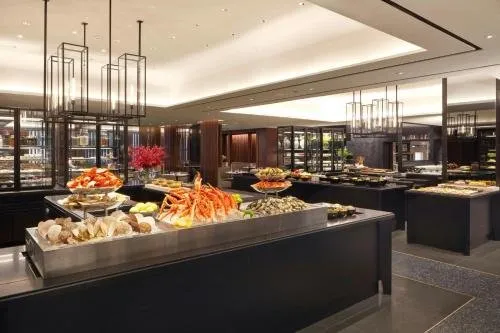 JW Marriott Hotel Seoul squash venue photo 1 of 3
