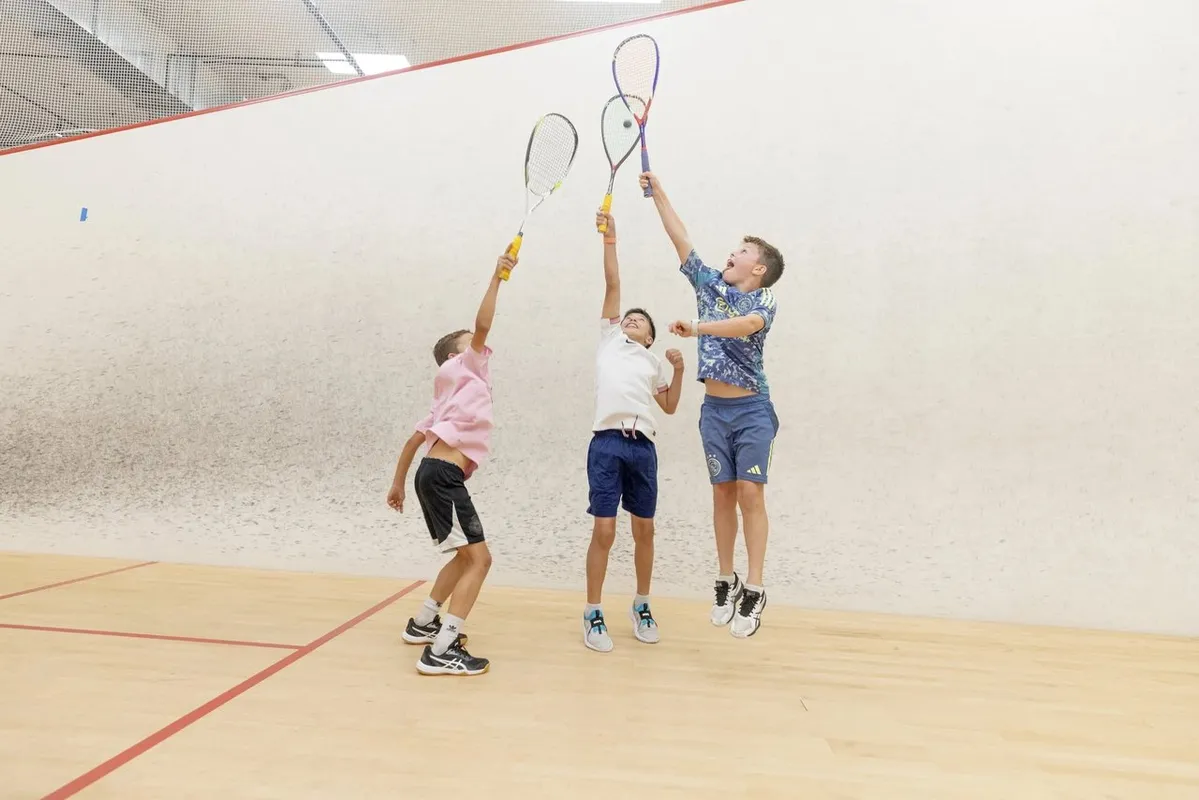 Kamper Juniores Lawn Tennis Club | Tennis & Padel squash venue photo 3 of 3