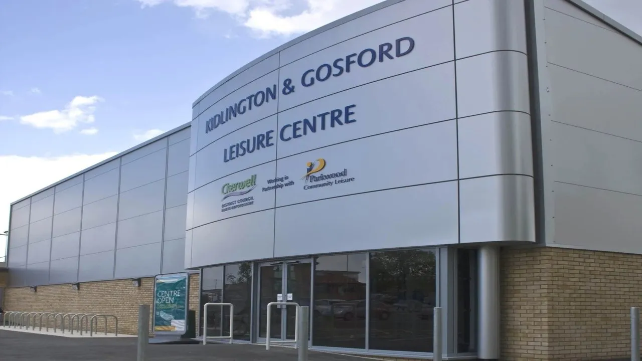 Kidlington & Gosford Leisure Centre squash venue photo 2 of 10