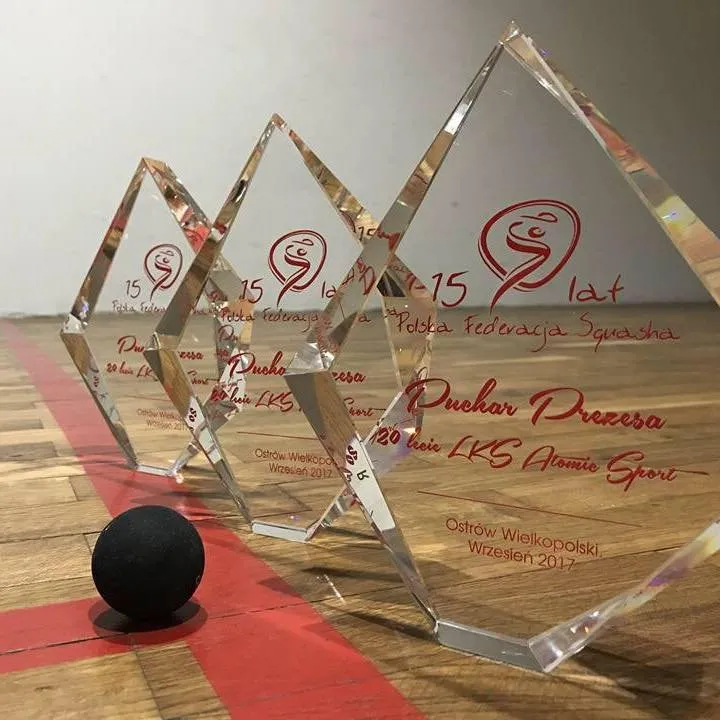 Klub sportowy LKS Atomic Sport squash kregielnia tenis ziemny bilard squash venue photo 1 of 2