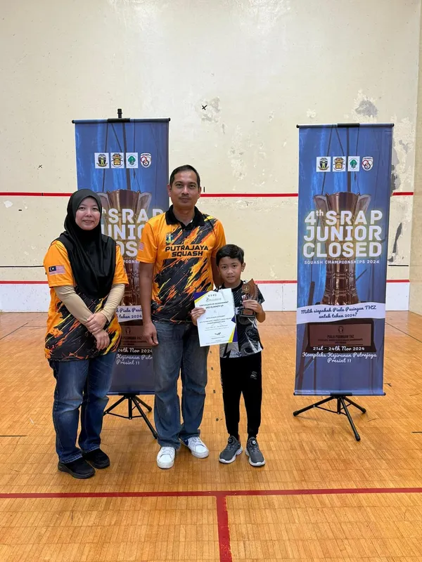 Kompleks Kejiranan presint 16 ,Putrajaya squash venue photo 1 of 7