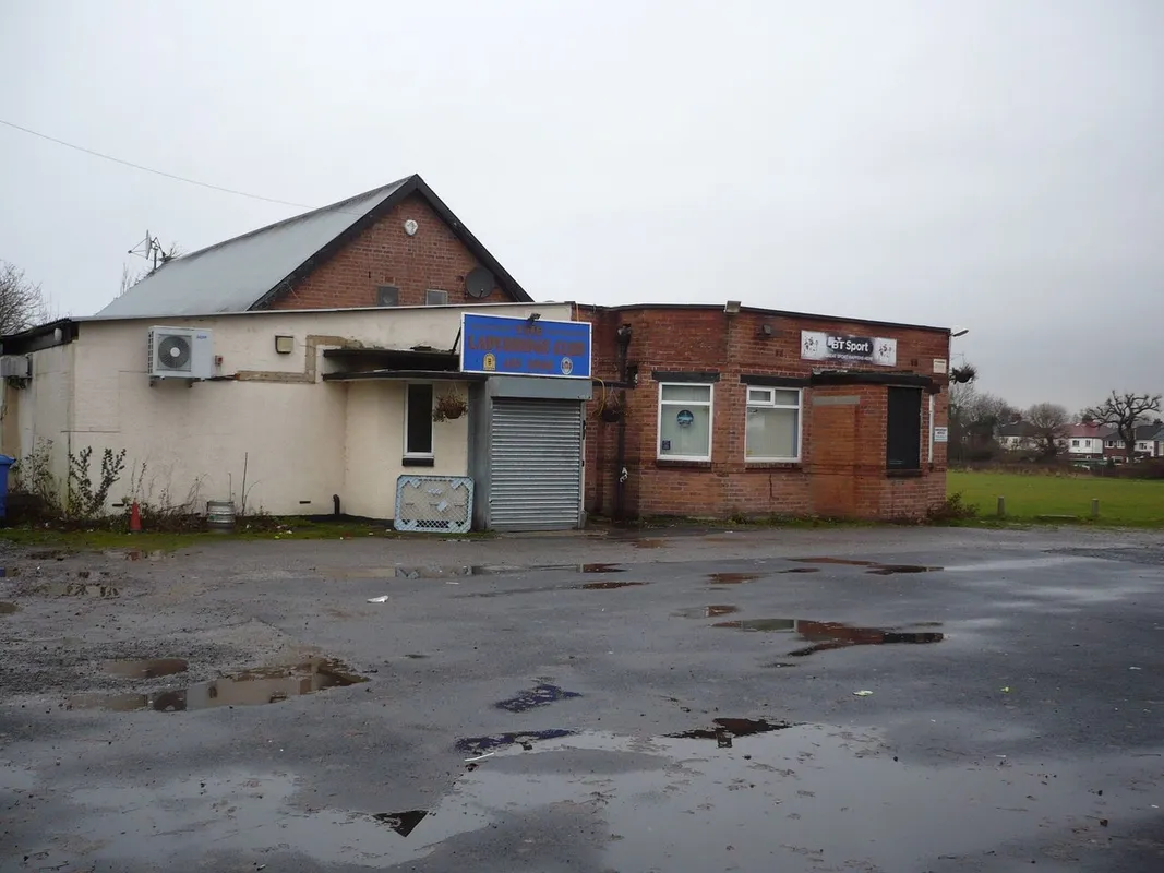 Ladybridge Park Residents Club squash venue photo 7 of 7