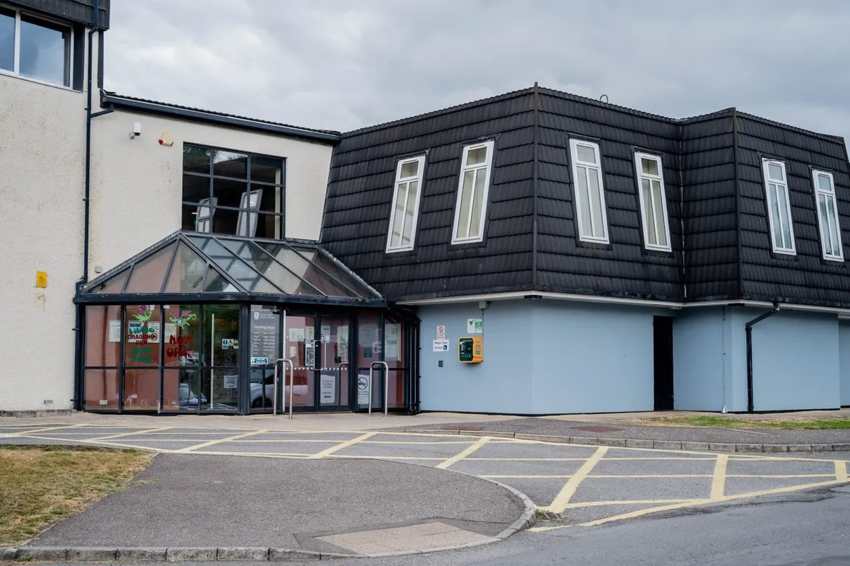 Lisnaskea Health Centre squash venue photo 5 of 7