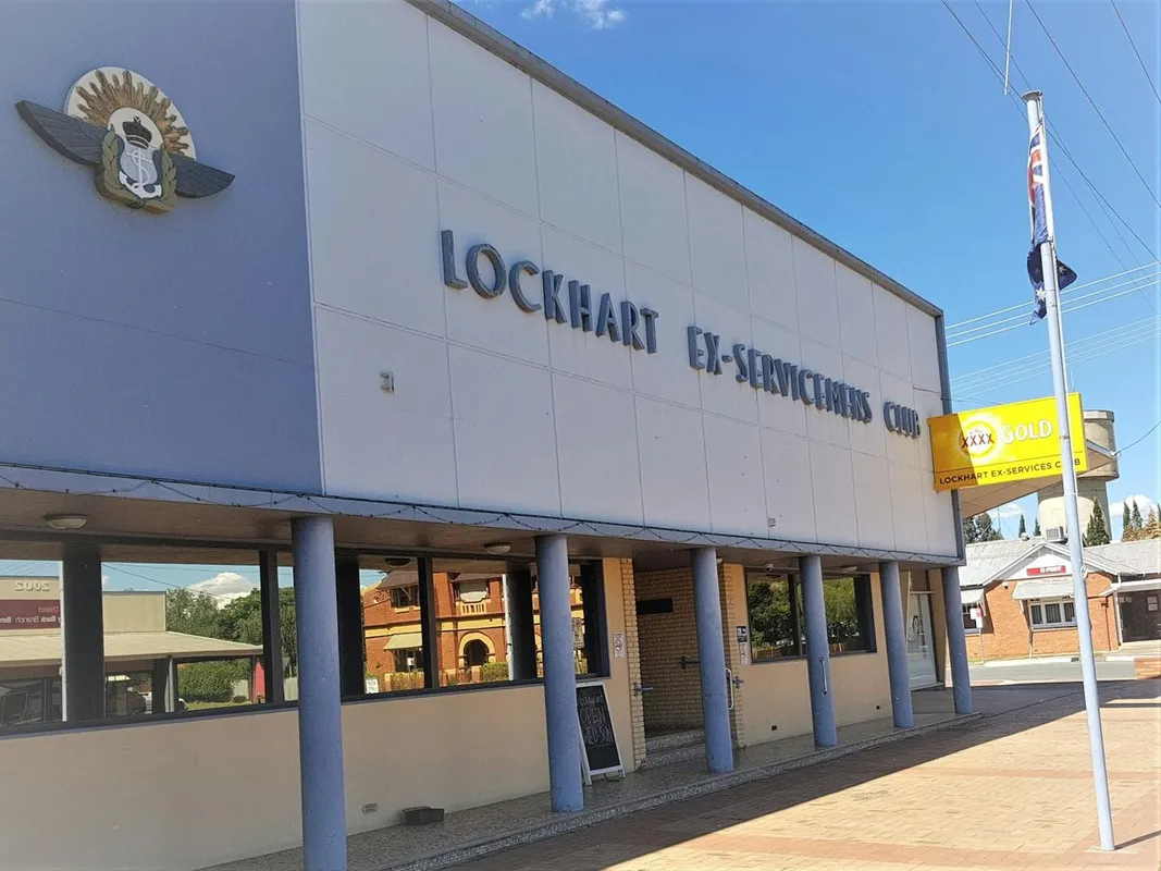 Lockhart Ex-Servicemen's Club squash venue photo 6 of 7