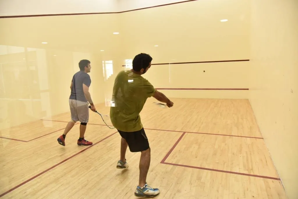 MATCHBALL squash - V Club squash venue photo 3 of 4