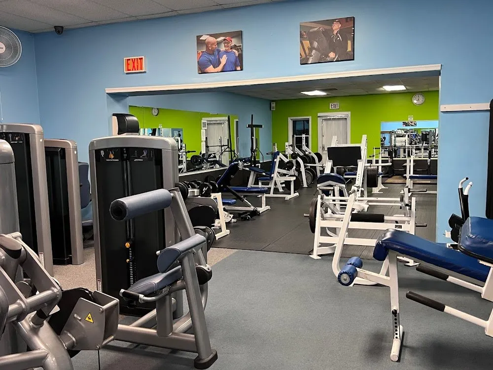 Midway Motion & Fitness squash venue photo 3 of 9