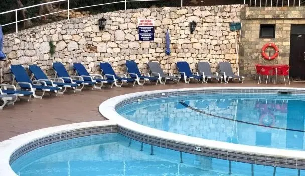 Municipal Complex Pools squash venue photo 1 of 4