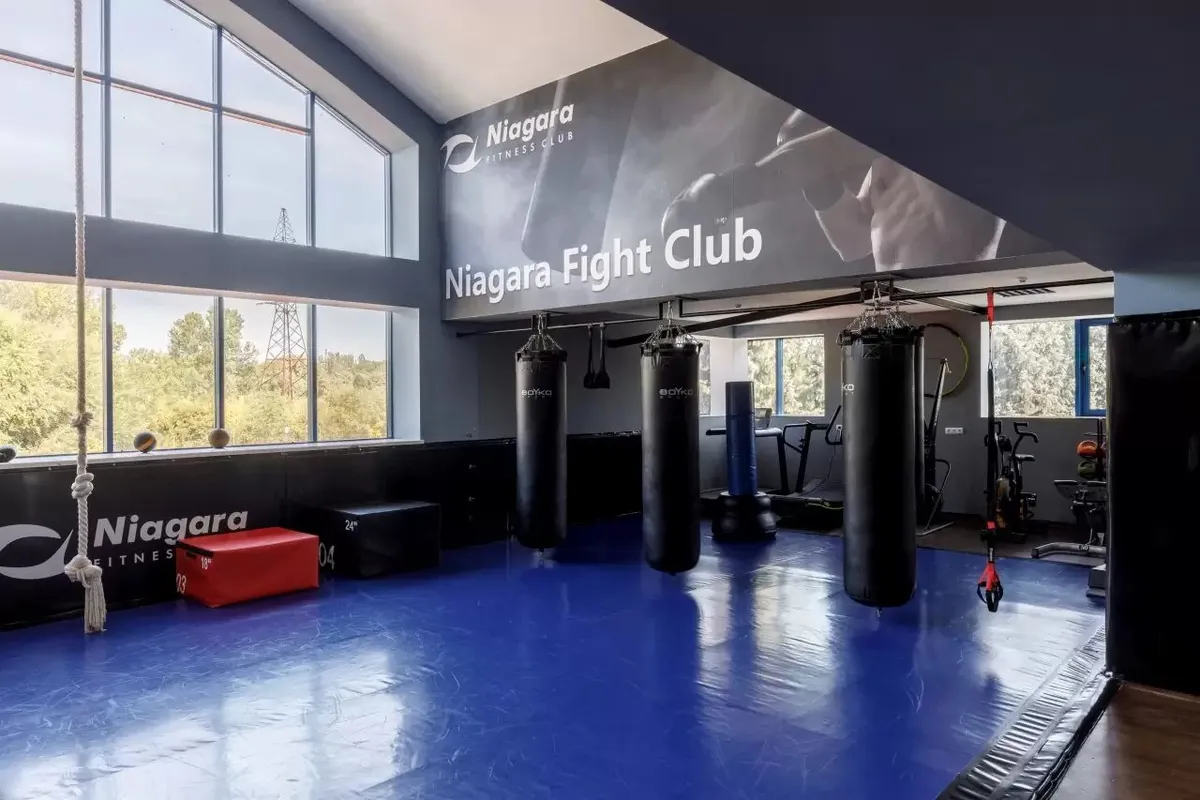 Niagara Fitness Club squash venue photo 7 of 10
