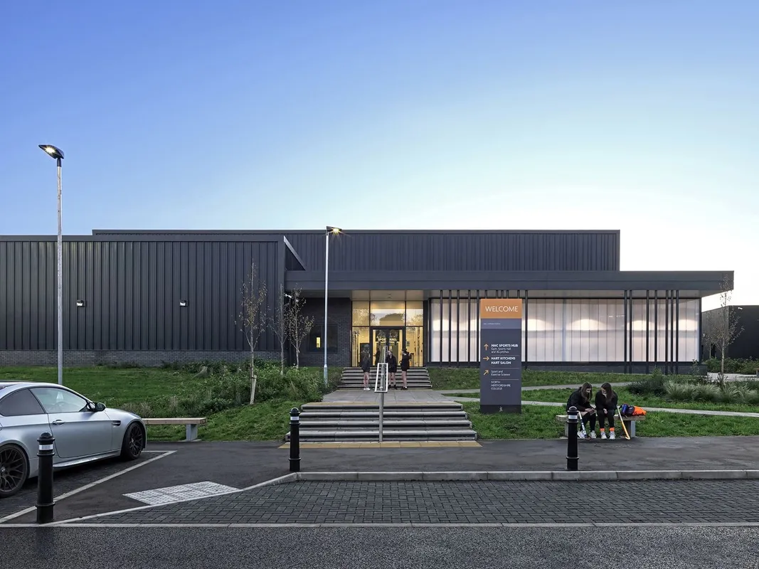 North Hertfordshire College - Hitchin Campus squash venue photo 9 of 10