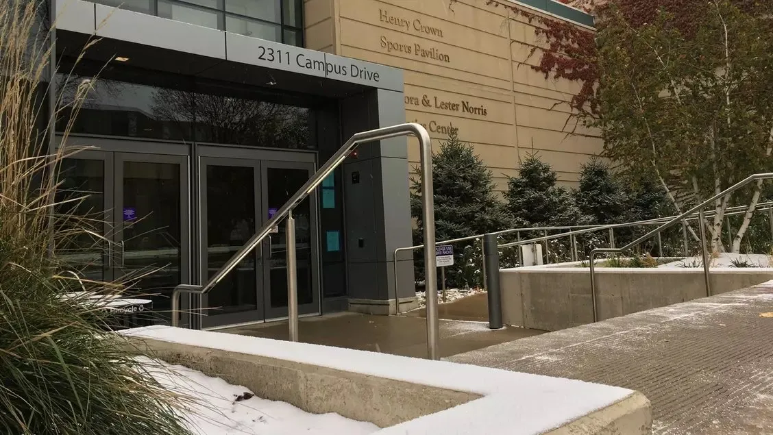 Northwestern University Campus Recreation - Henry Crown Sports Pavilion squash venue photo 3 of 8