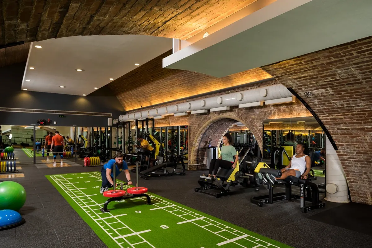 Nuffield Health City Fitness & Wellbeing Gym squash venue photo 6 of 7