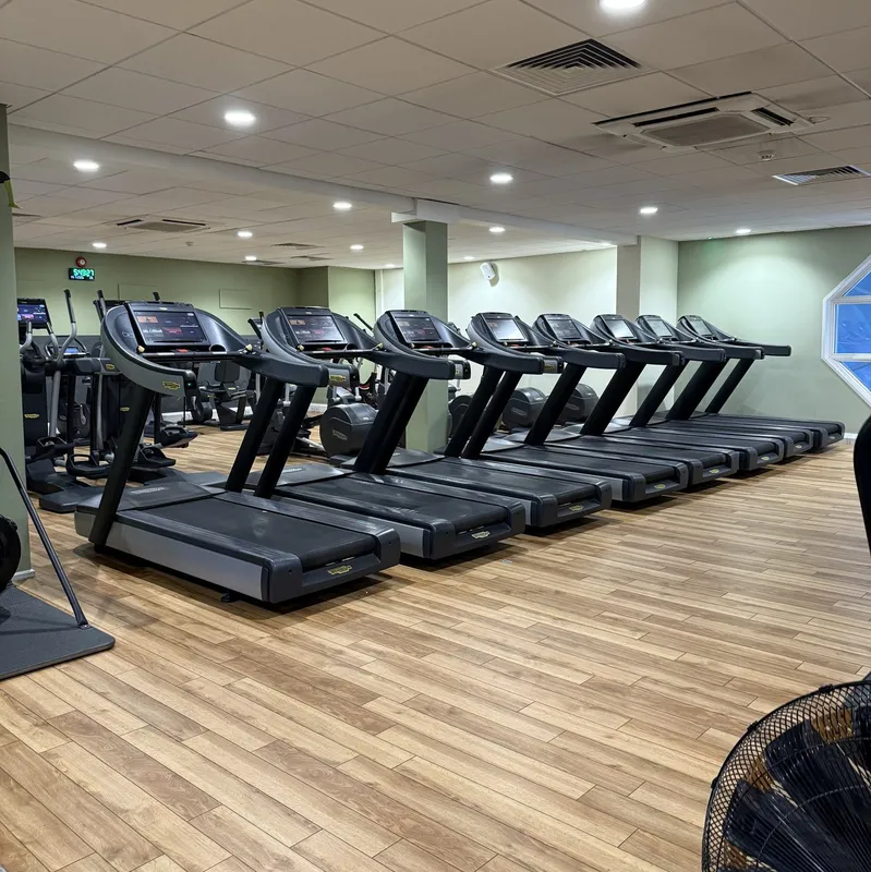 Nuffield Health Bromley Fitness & Wellbeing Gym squash venue photo 10 of 10
