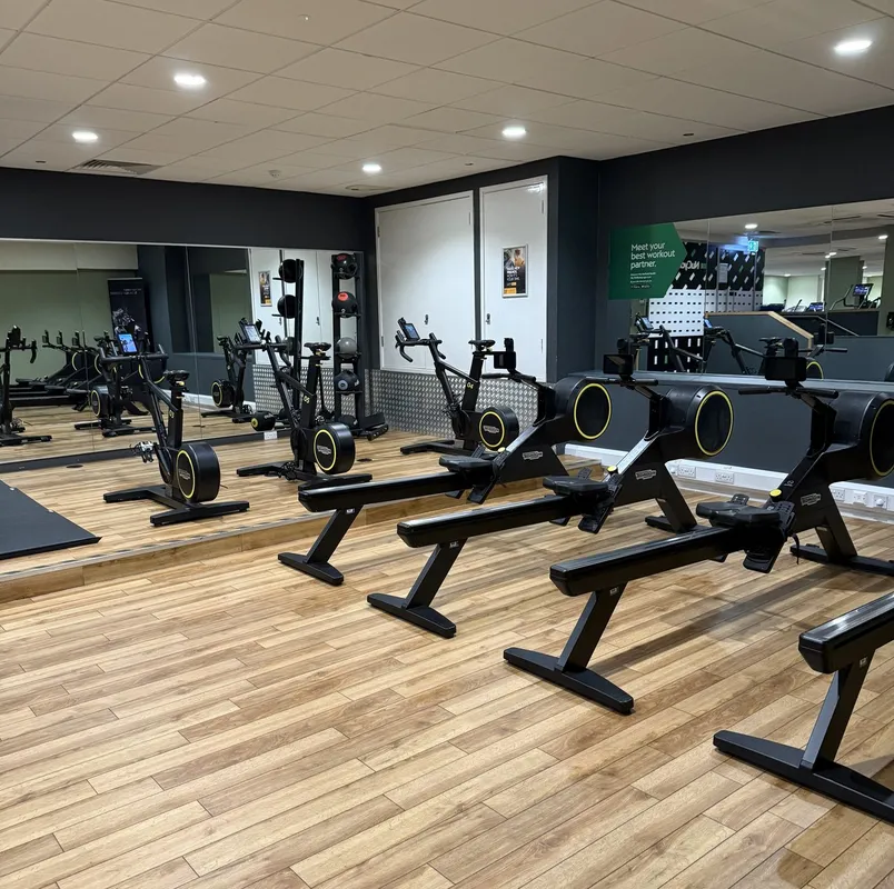 Nuffield Health Bromley Fitness & Wellbeing Gym squash venue photo 8 of 10
